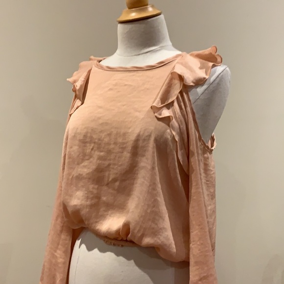 Blush/salmon colours blouse cold shoulder size M - Picture 4 of 8